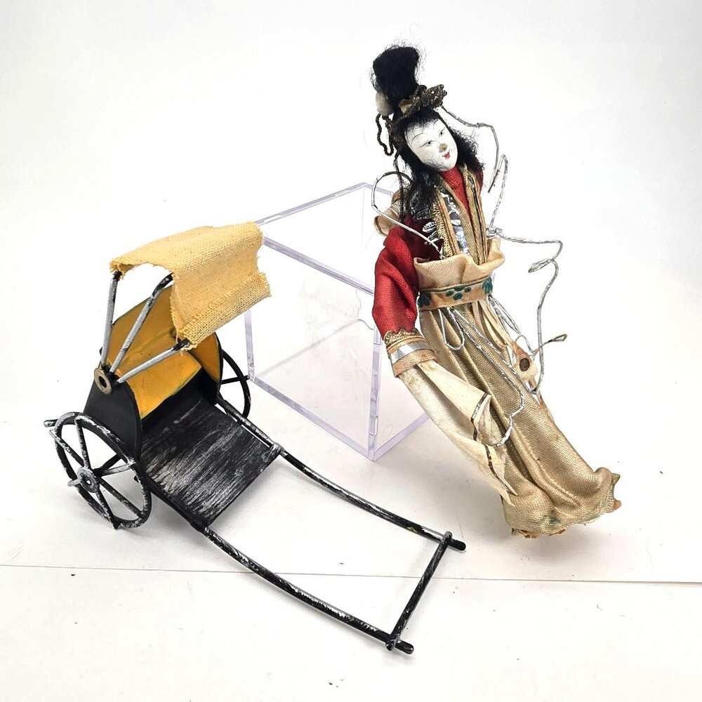 Vintage Japanese Geisha Doll With Rickshaw Figurine Set JE307